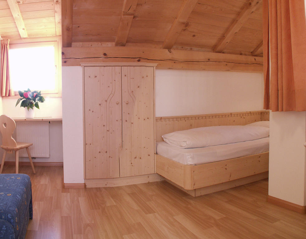 Appartment Kircherhof Lajen Zimmer foto